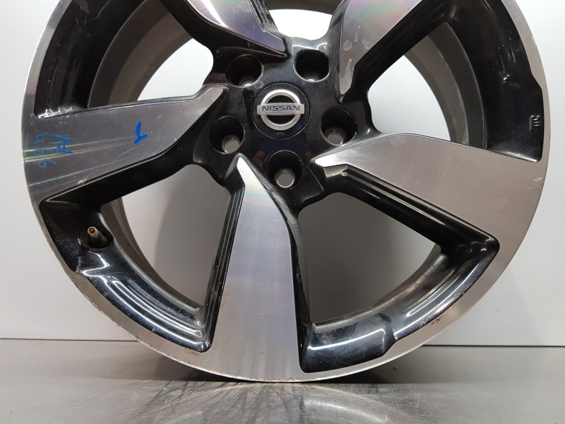 Recambio de llanta para nissan qashqai (j11) vision referencia OEM IAM D0C004EA8A  