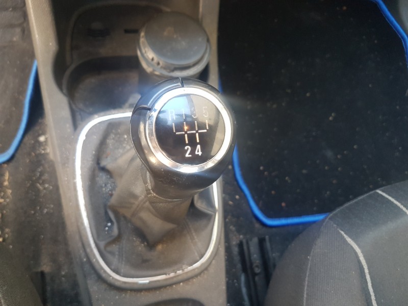 opel corsa d del año 2008