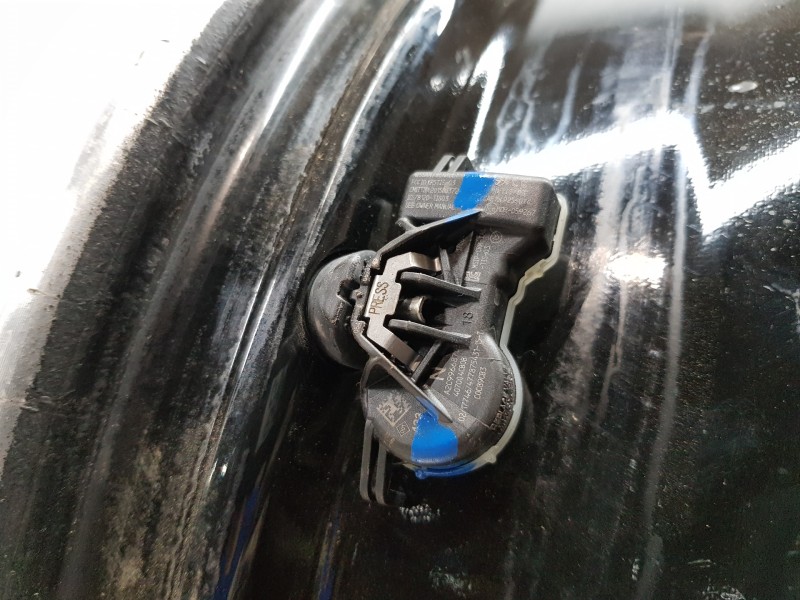 Recambio de llanta para nissan qashqai (j11) vision referencia OEM IAM D0C004EA8A  