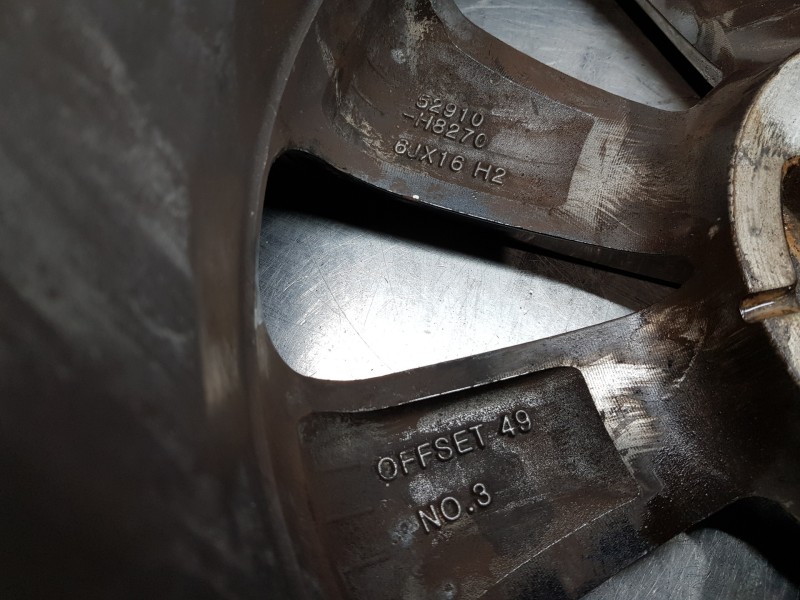 Recambio de llanta para kia stonic (ybcuv) concept referencia OEM IAM 52910H870   Recambio de llanta para kia stonic (ybcuv) concept referencia OEM IAM 52910H870