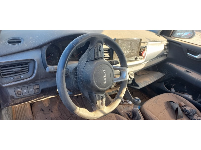 kia stonic (ybcuv) del año 2022