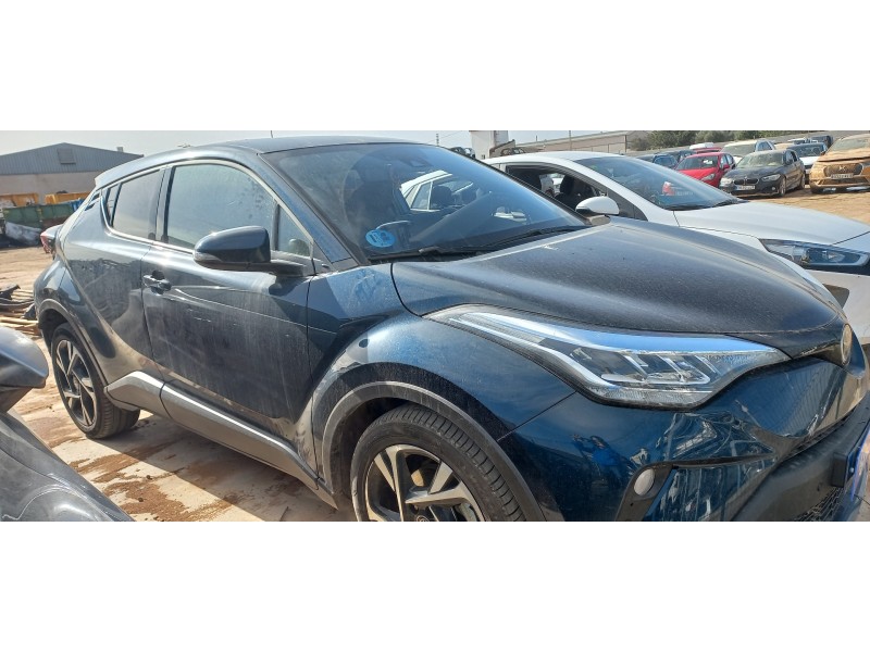 toyota c-hr del año 2023