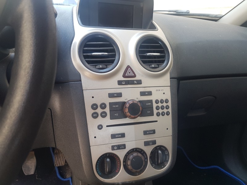 opel corsa d del año 2008