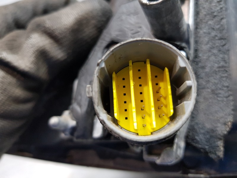 Recambio de retrovisor derecho para renault espace iv (jk0) dynamique referencia OEM IAM 7701053700  