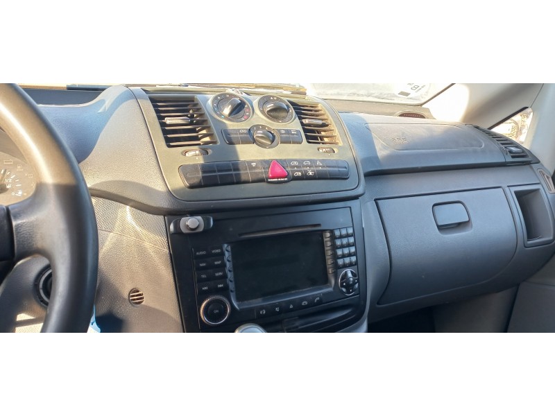 mercedes vito caja cerrada 6.03  del año 2006