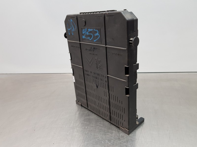 Recambio de caja reles / fusibles para peugeot 5008 active referencia OEM IAM 9812189980 BSIKE4  Recambio de caja reles / fusibles para peugeot 5008 active referencia OEM IAM 9812189980 BSIKE4
