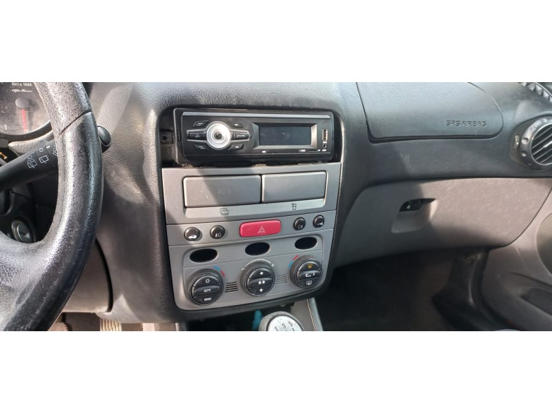 alfa romeo 147 (190) del año 2006