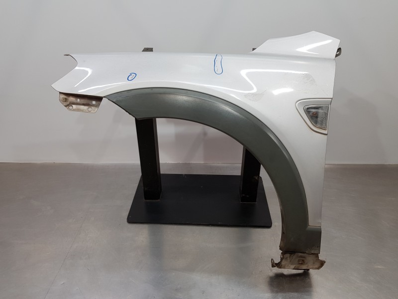 Recambio de aleta delantera izquierda para chevrolet captiva 2.0 vcdi ls referencia OEM IAM 96624392  