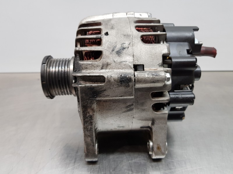 Recambio de alternador para opel movano b pritsche/kipper/koffer pritsche referencia OEM IAM 95519362 8EL011713751 