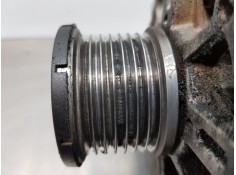 Recambio de alternador para opel movano b pritsche/kipper/koffer pritsche referencia OEM IAM 95519362 8EL011713751  2