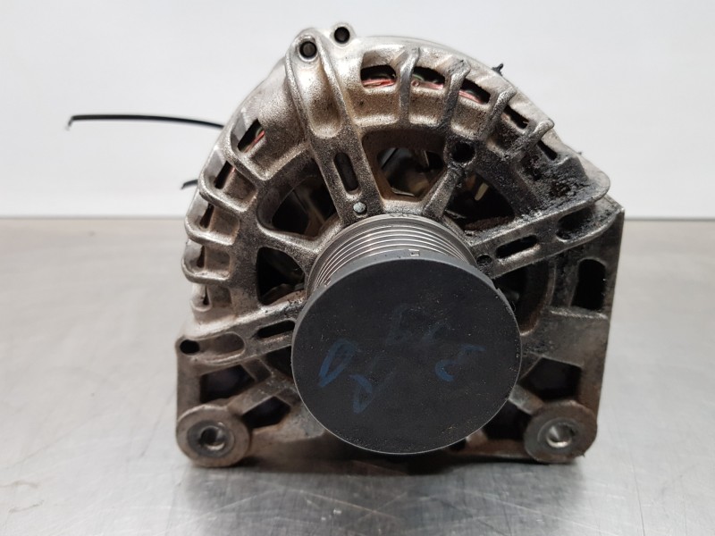 Recambio de alternador para opel movano b pritsche/kipper/koffer pritsche referencia OEM IAM 95519362 8EL011713751 