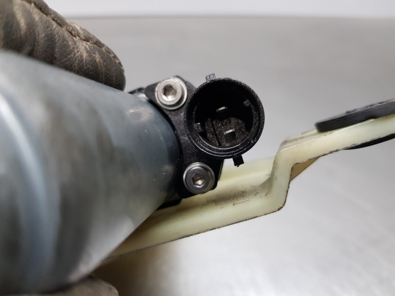 Recambio de elevalunas delantero derecho para opel movano b pritsche/kipper/koffer pritsche referencia OEM IAM 93167946  