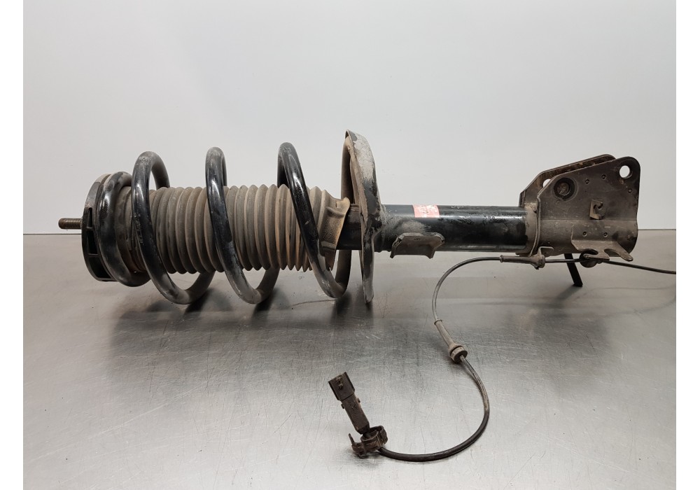Recambio de amortiguador delantero derecho para opel movano b pritsche/kipper/koffer pritsche referencia OEM IAM 95522575  