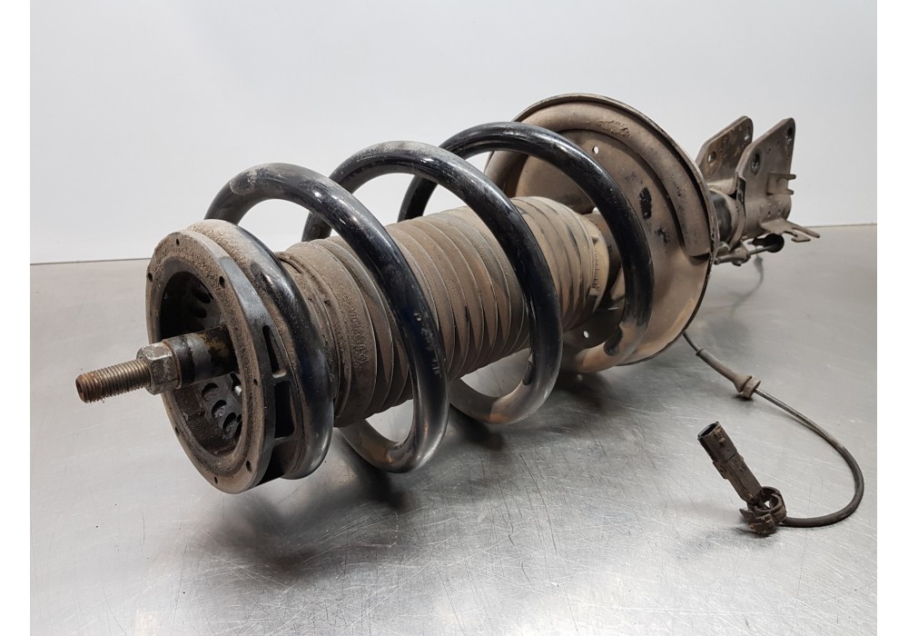 Recambio de amortiguador delantero derecho para opel movano b pritsche/kipper/koffer pritsche referencia OEM IAM 95522575  