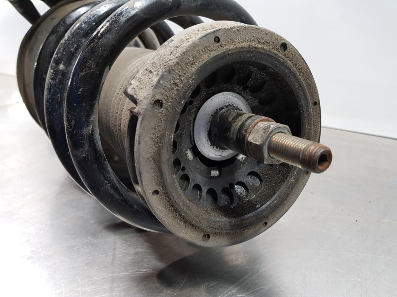 Recambio de amortiguador delantero derecho para opel movano b pritsche/kipper/koffer pritsche referencia OEM IAM 95522575  