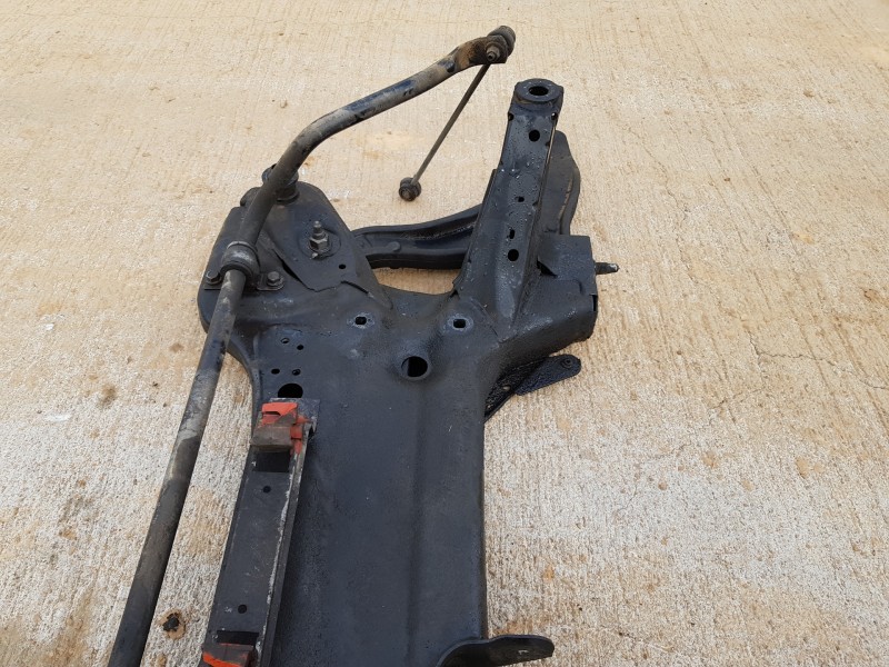 Recambio de puente delantero para opel movano b pritsche/kipper/koffer pritsche referencia OEM IAM 95518213  