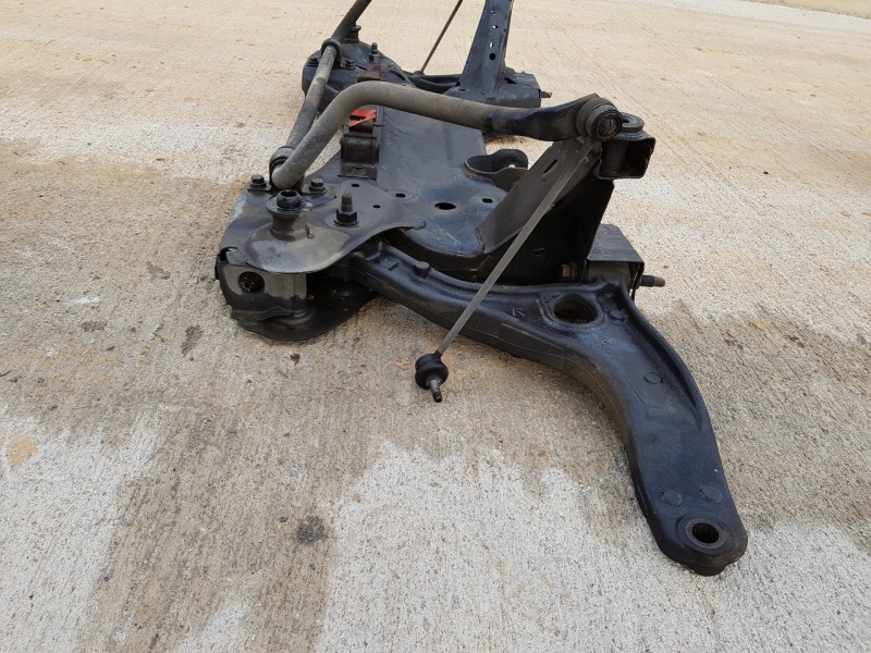 Recambio de puente delantero para opel movano b pritsche/kipper/koffer pritsche referencia OEM IAM 95518213  