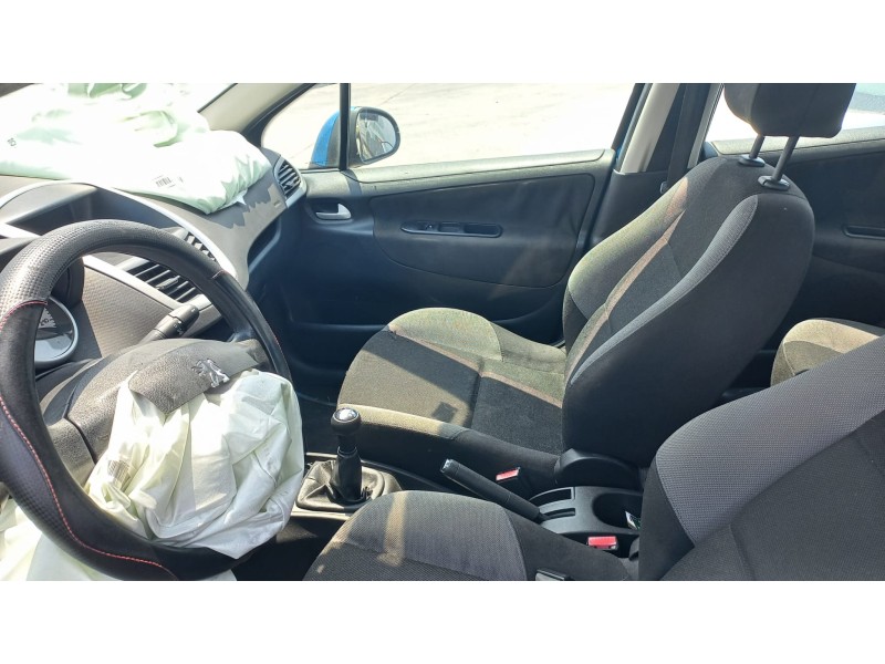 peugeot 207 del año 2006