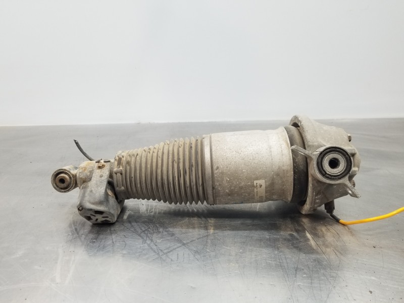 Recambio de amortiguador trasero derecho para porsche cayenne (typ 9pa) básico referencia OEM IAM 95533303422 95533303421 7L5512