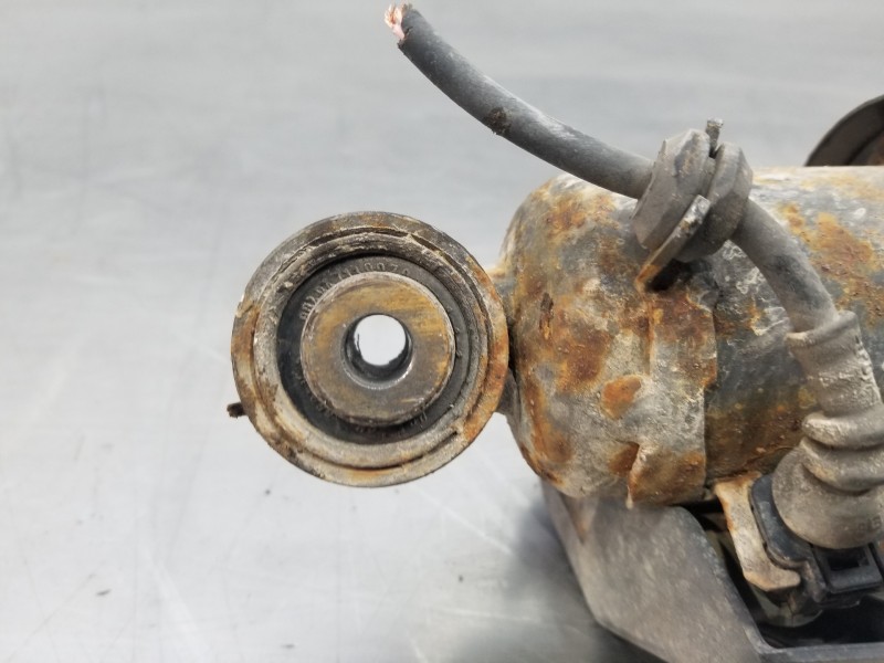 Recambio de amortiguador trasero izquierdo para porsche cayenne (typ 9pa) básico referencia OEM IAM 95533303322 7L5512021BE 9553