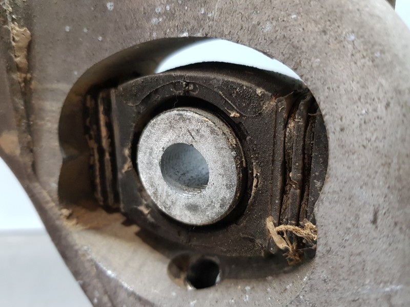 Recambio de mangueta trasera derecha para audi a4 ber. (b8) premium referencia OEM IAM 8K0505432AP 8W0501611B 