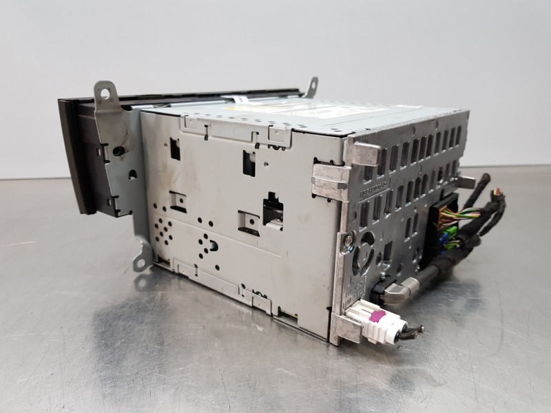 Recambio de sistema audio / radio cd para audi a4 ber. (b8) premium referencia OEM IAM 8T1035186P   Recambio de sistema audio / radio cd para audi a4 ber. (b8) premium referencia OEM IAM 8T1035186P