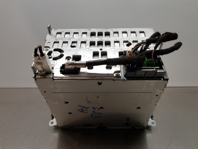 Recambio de sistema audio / radio cd para audi a4 ber. (b8) premium referencia OEM IAM 8T1035186P   Recambio de sistema audio / radio cd para audi a4 ber. (b8) premium referencia OEM IAM 8T1035186P