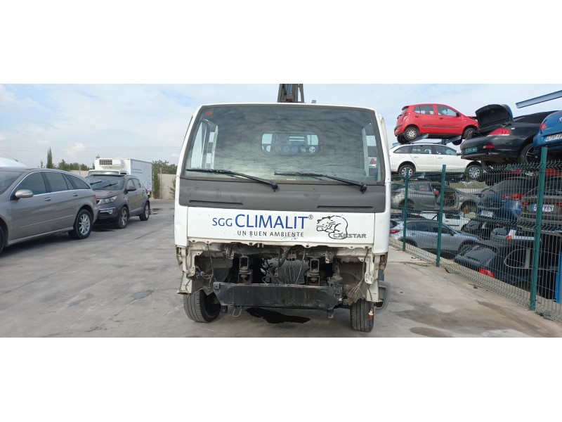 nissan cabstar 01.04  del año 2004