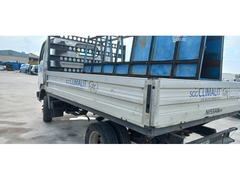 nissan cabstar 01.04  del año 2004