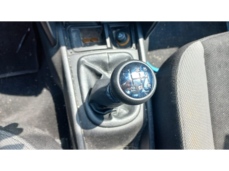 peugeot 207 del año 2006