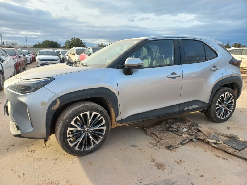 toyota yaris cross mpx del año 2024