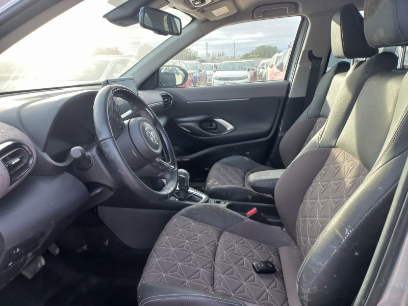 toyota yaris cross mpx del año 2024