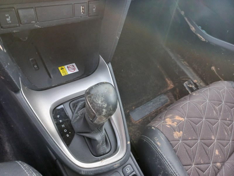 toyota yaris cross mpx del año 2024