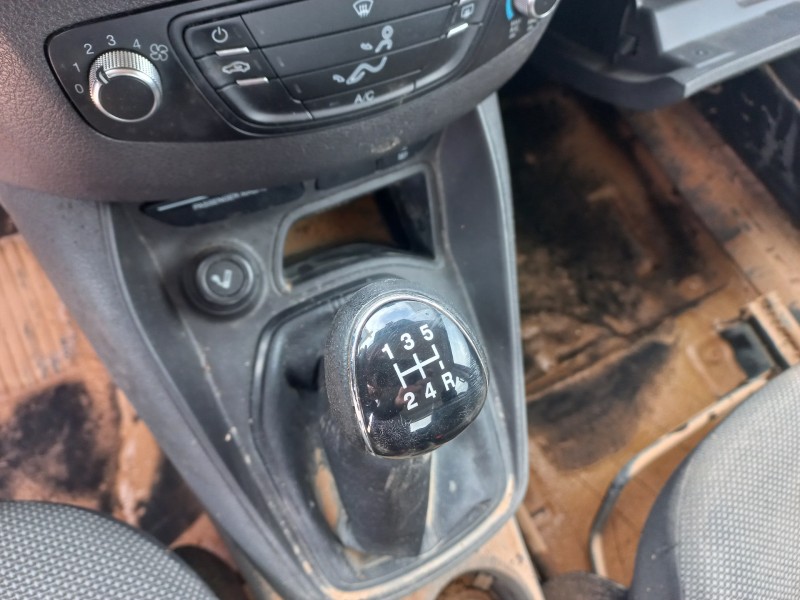 ford tourneo courier (c4a) del año 2016 ford tourneo courier (c4a) del año 2016