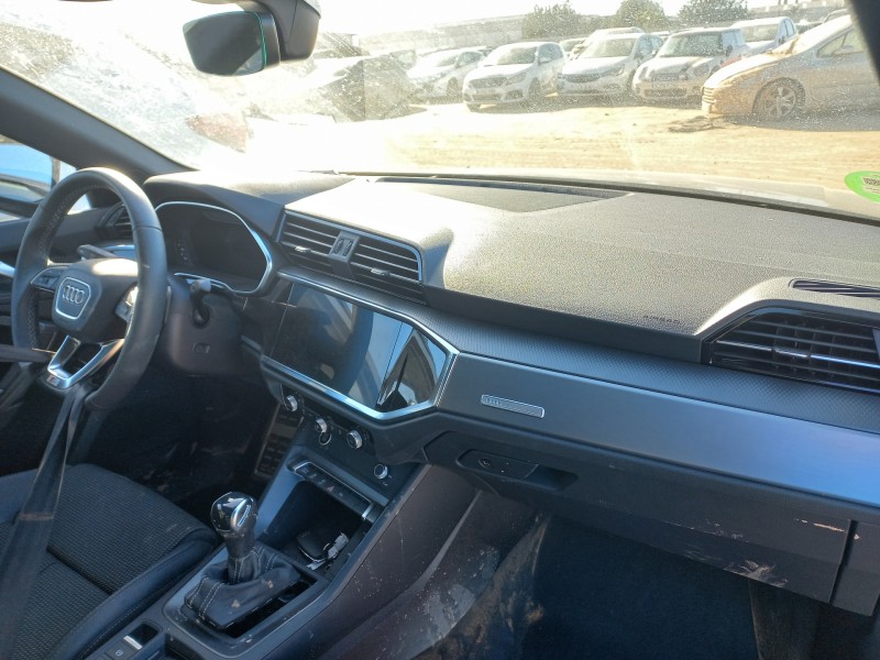 audi q3 sportback (f3n) del año 2024