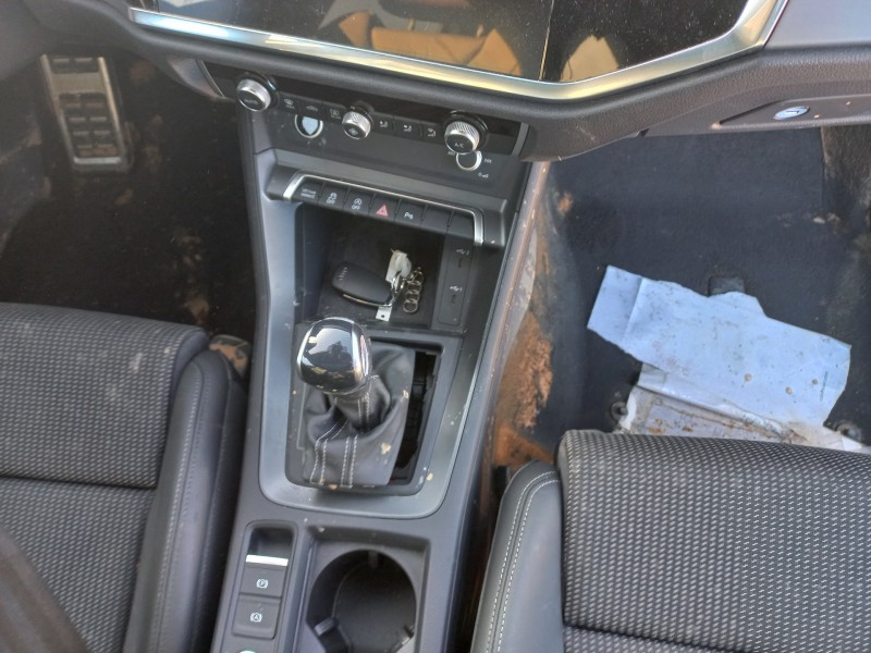 audi q3 sportback (f3n) del año 2024