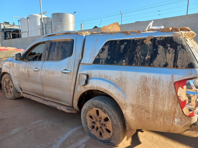 nissan navara pick-up (np300) del año 2020