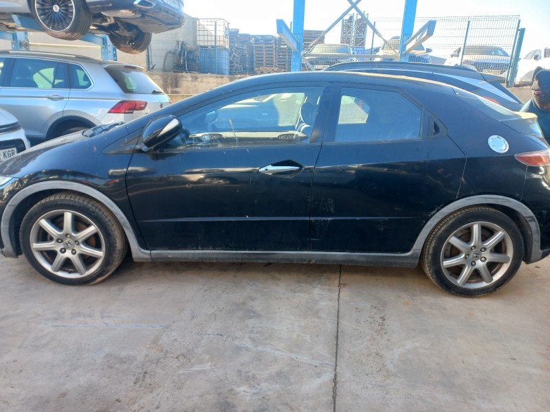 honda civic berlina 5 (fk) del año 2006