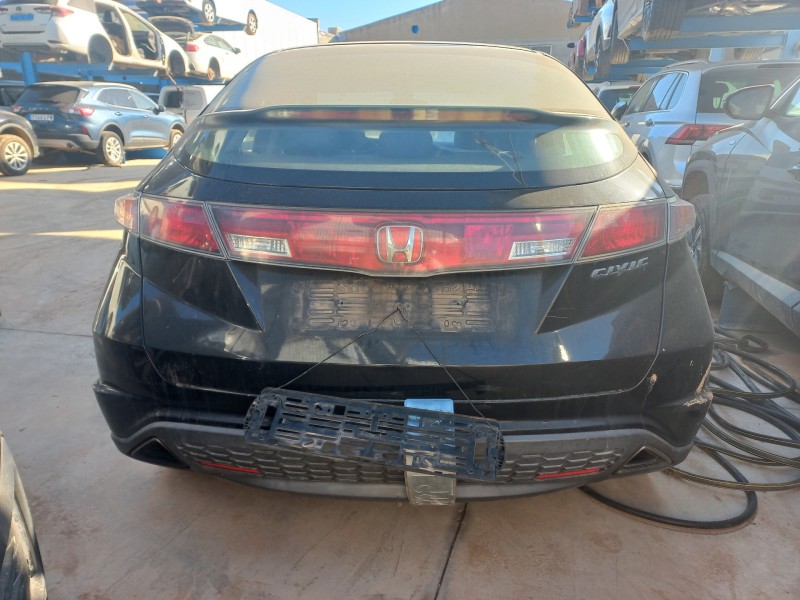 honda civic berlina 5 (fk) del año 2006