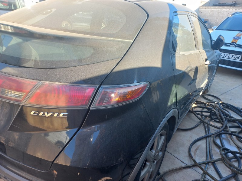 honda civic berlina 5 (fk) del año 2006