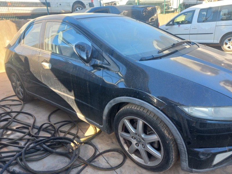 honda civic berlina 5 (fk) del año 2006