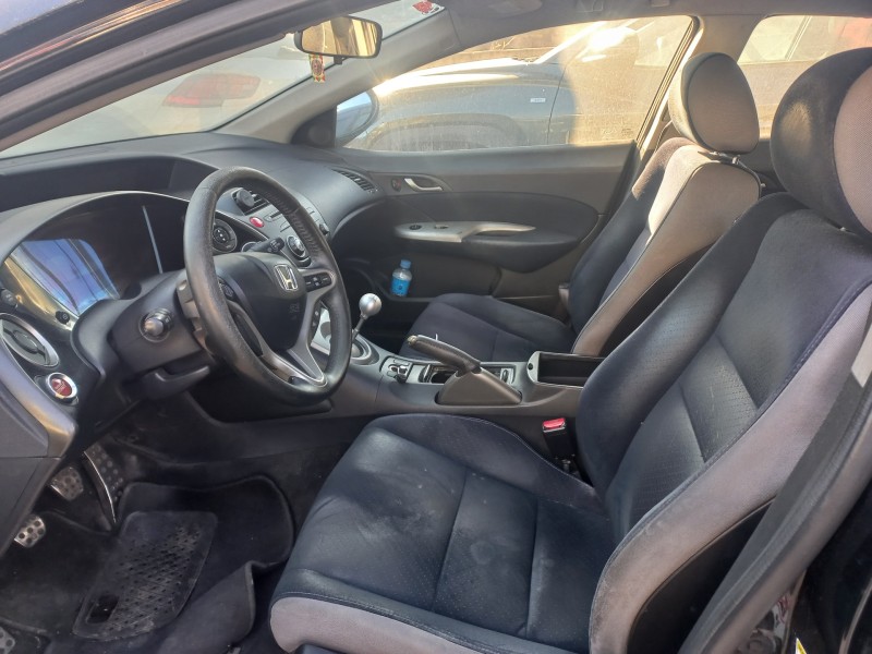 honda civic berlina 5 (fk) del año 2006