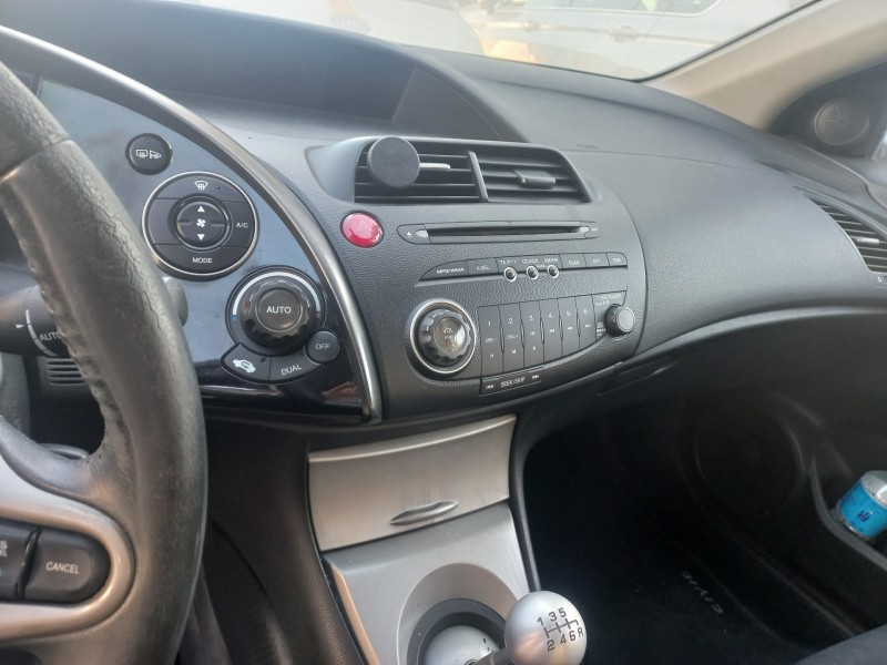 honda civic berlina 5 (fk) del año 2006