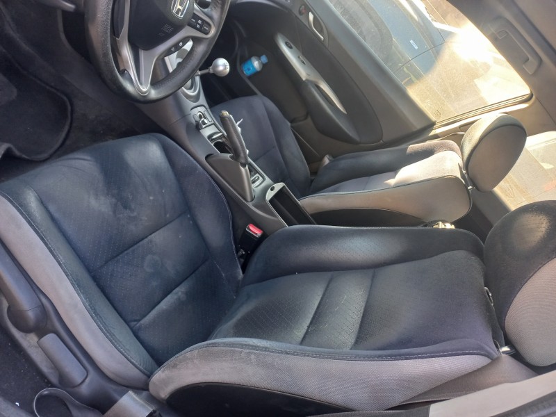 honda civic berlina 5 (fk) del año 2006