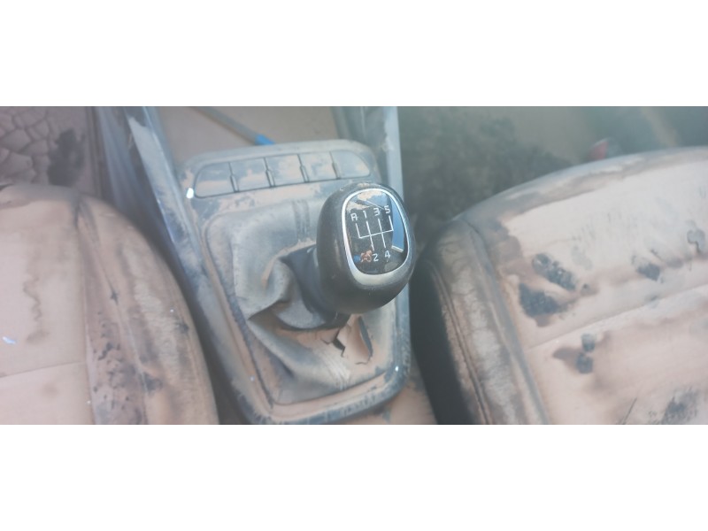 kia stonic (ybcuv) del año 2020