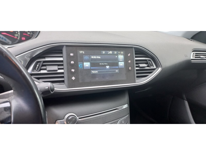 peugeot 308 del año 2015