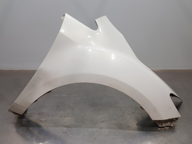 Recambio de aleta delantera derecha para mazda cx-7 (er) active referencia OEM IAM E22152110E  