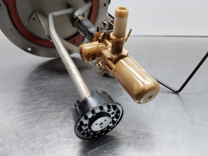 Recambio de aforador para mazda cx-7 (er) active referencia OEM IAM EH644216XA  