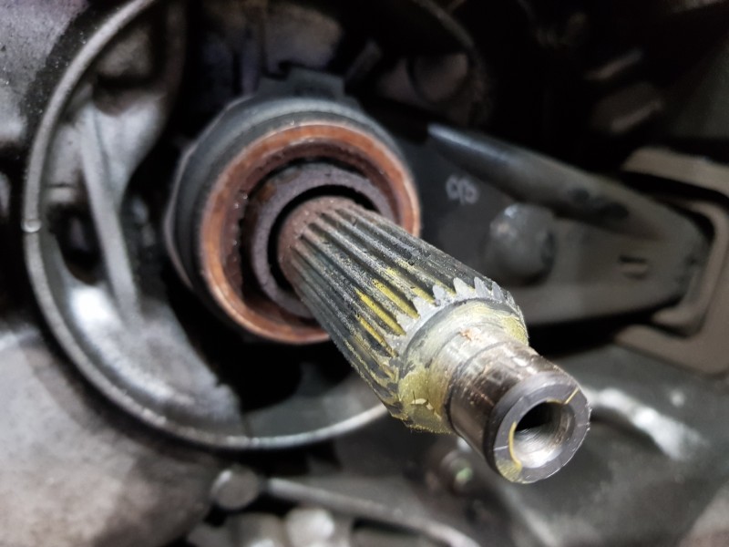 Recambio de caja cambios para mazda cx-7 (er) active referencia OEM IAM A6401701XB  