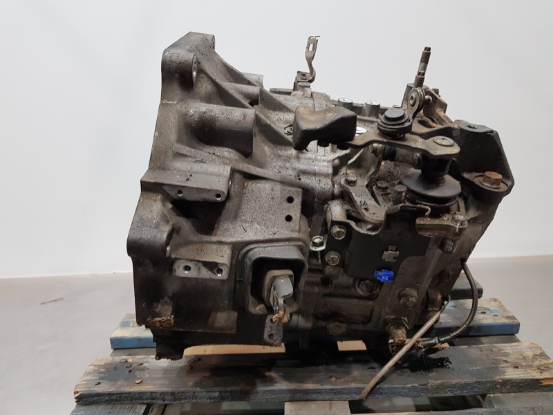 Recambio de caja cambios para mazda cx-7 (er) active referencia OEM IAM A6401701XB  